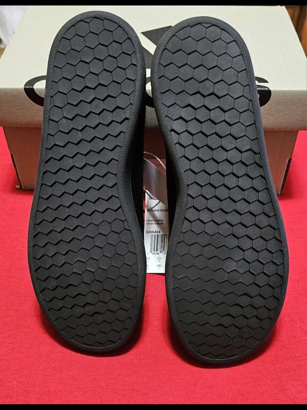 BNIB Size 6 Youth Kids Adidas Advantage K Black Classic Low-Top Sneakers - Picture 3 of 7